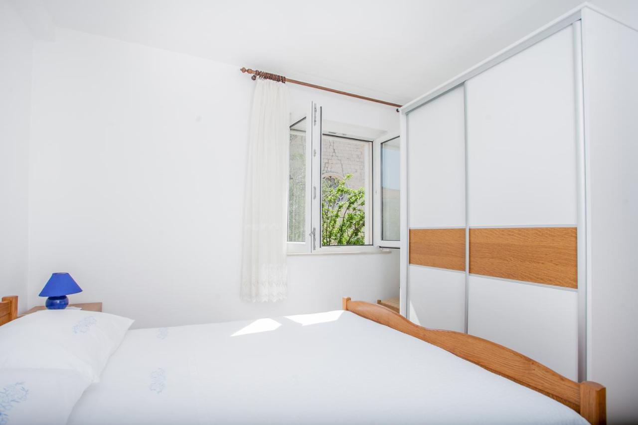 Apartments Ivomar Trogir Exterior foto